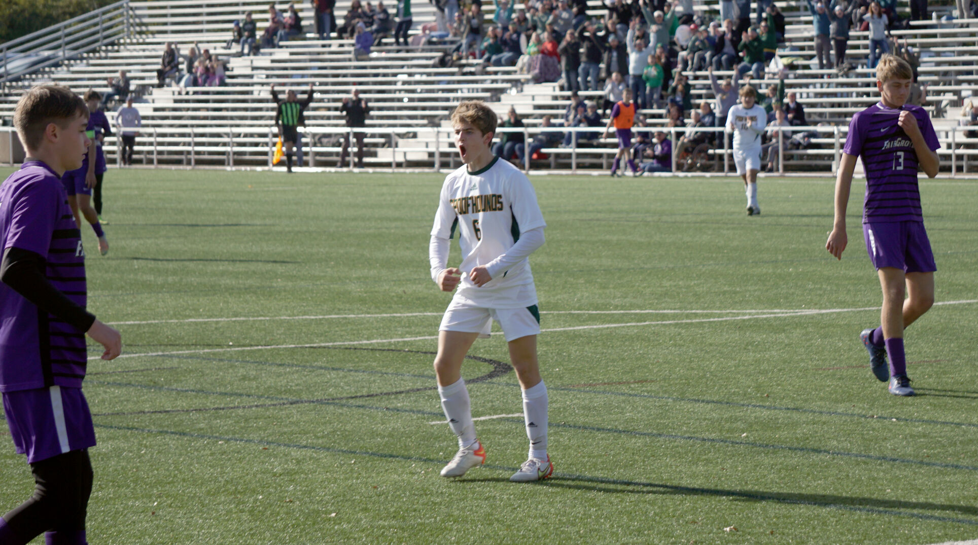 2021-11-25 MHS Soc16.jpg